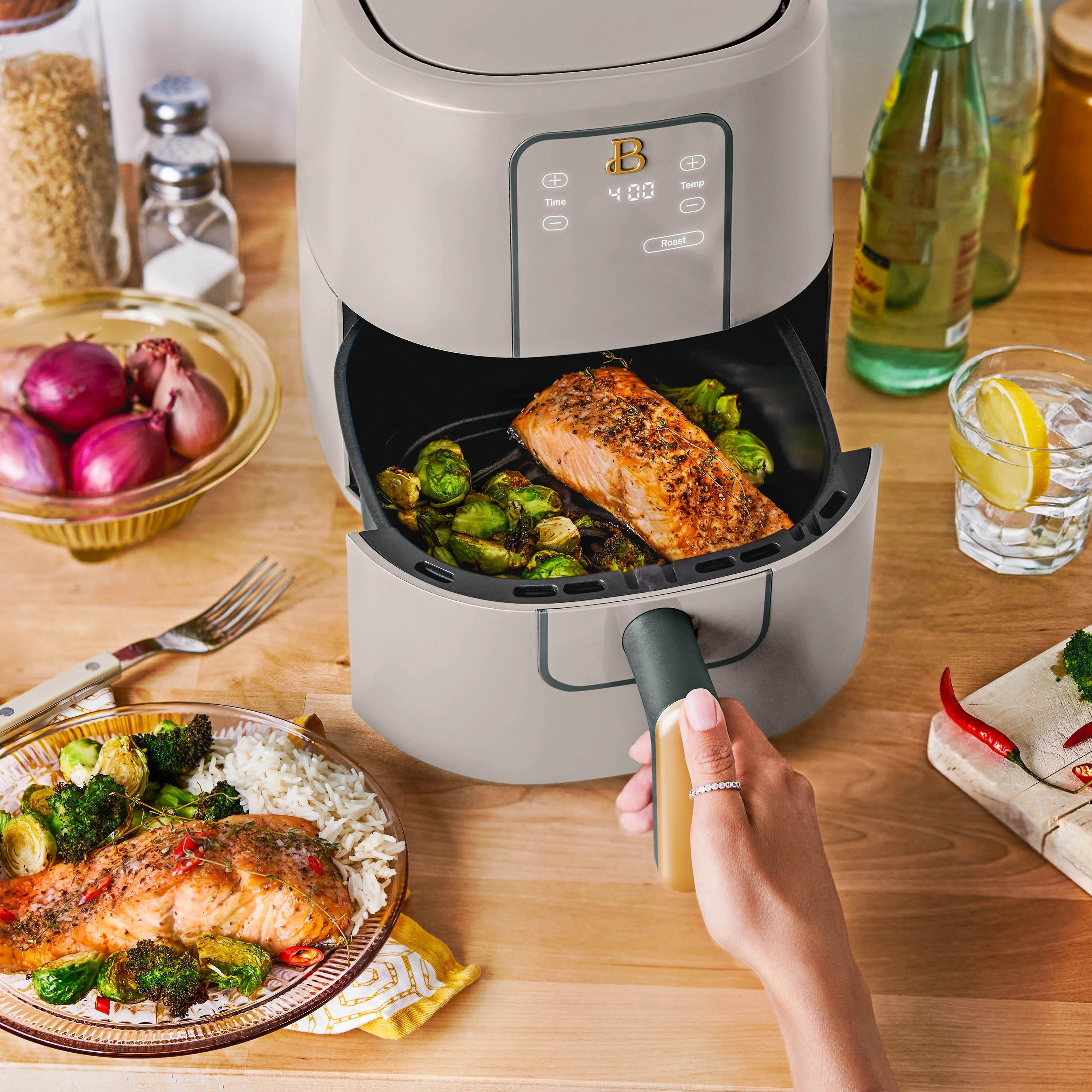 Beautiful 3 Qt Air Fryer with TurboCrisp Technology, White Icing by Drew Barrymore Q37808