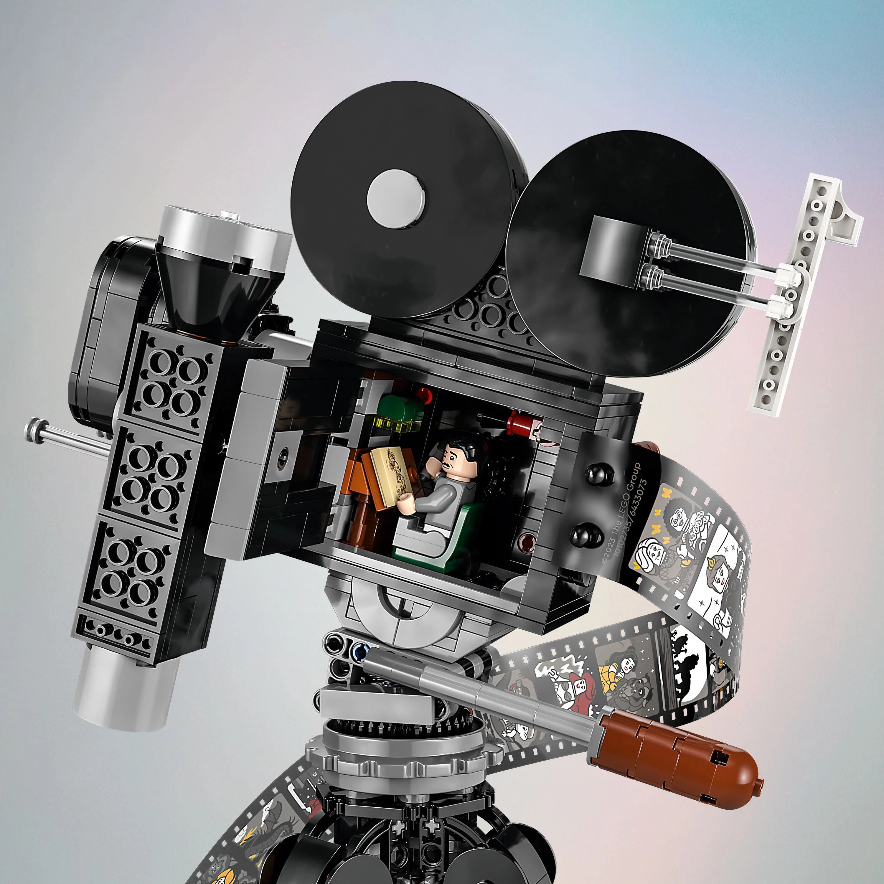 LEGO Disney Walt Disney Tribute Camera 43230 Building Set O328