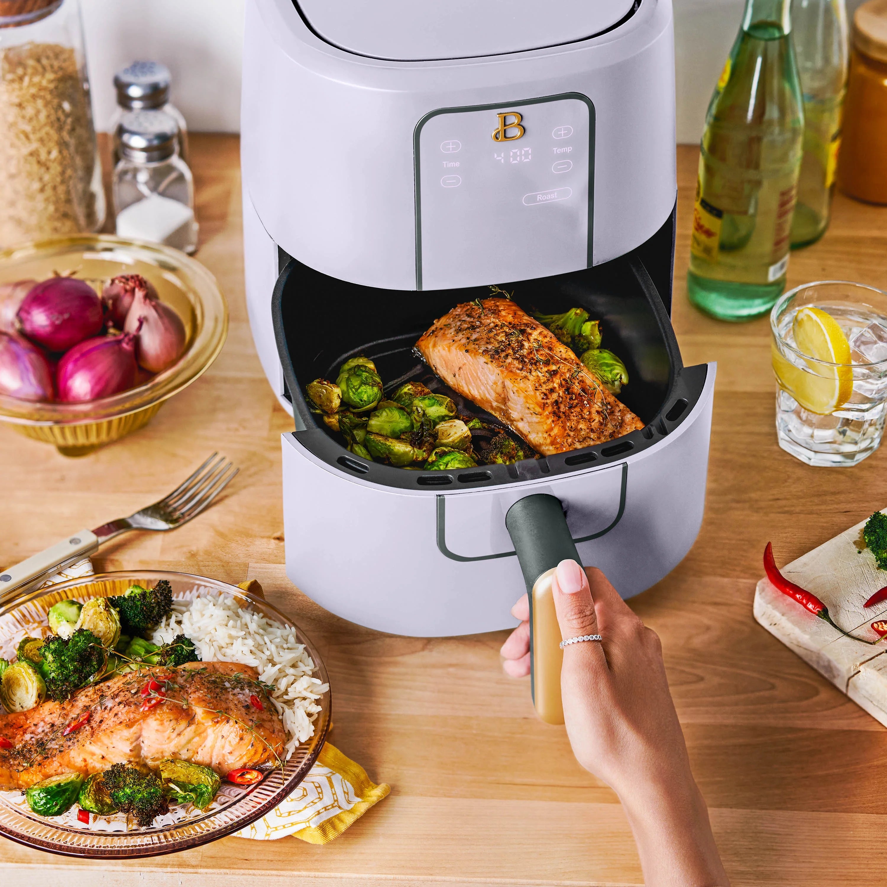 Beautiful 3 Qt Air Fryer with TurboCrisp Technology, White Icing by Drew Barrymore Q37808
