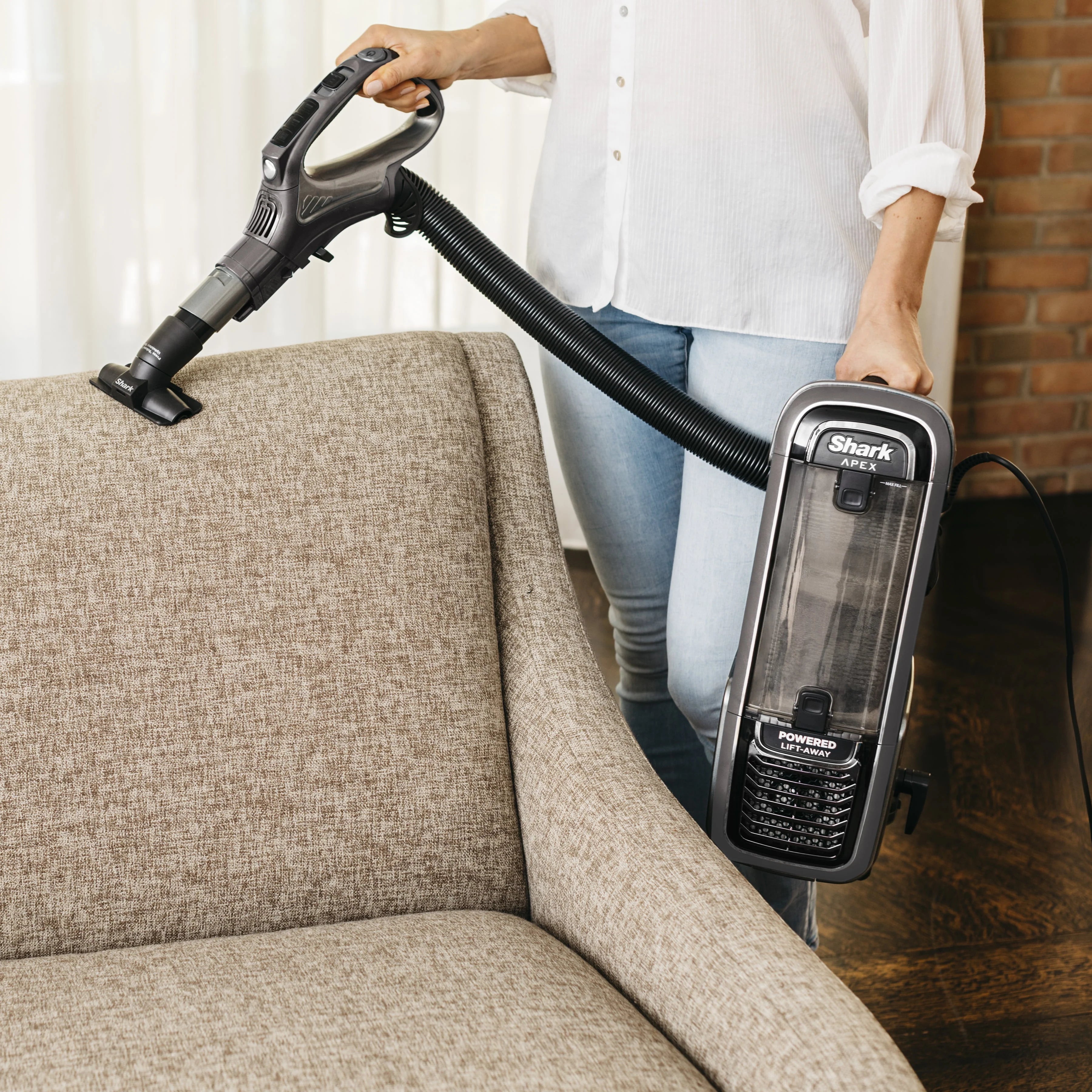 Shark AZ1002 Apex Powered Lift-Away Upright Vacuum with DuoClean Q514595