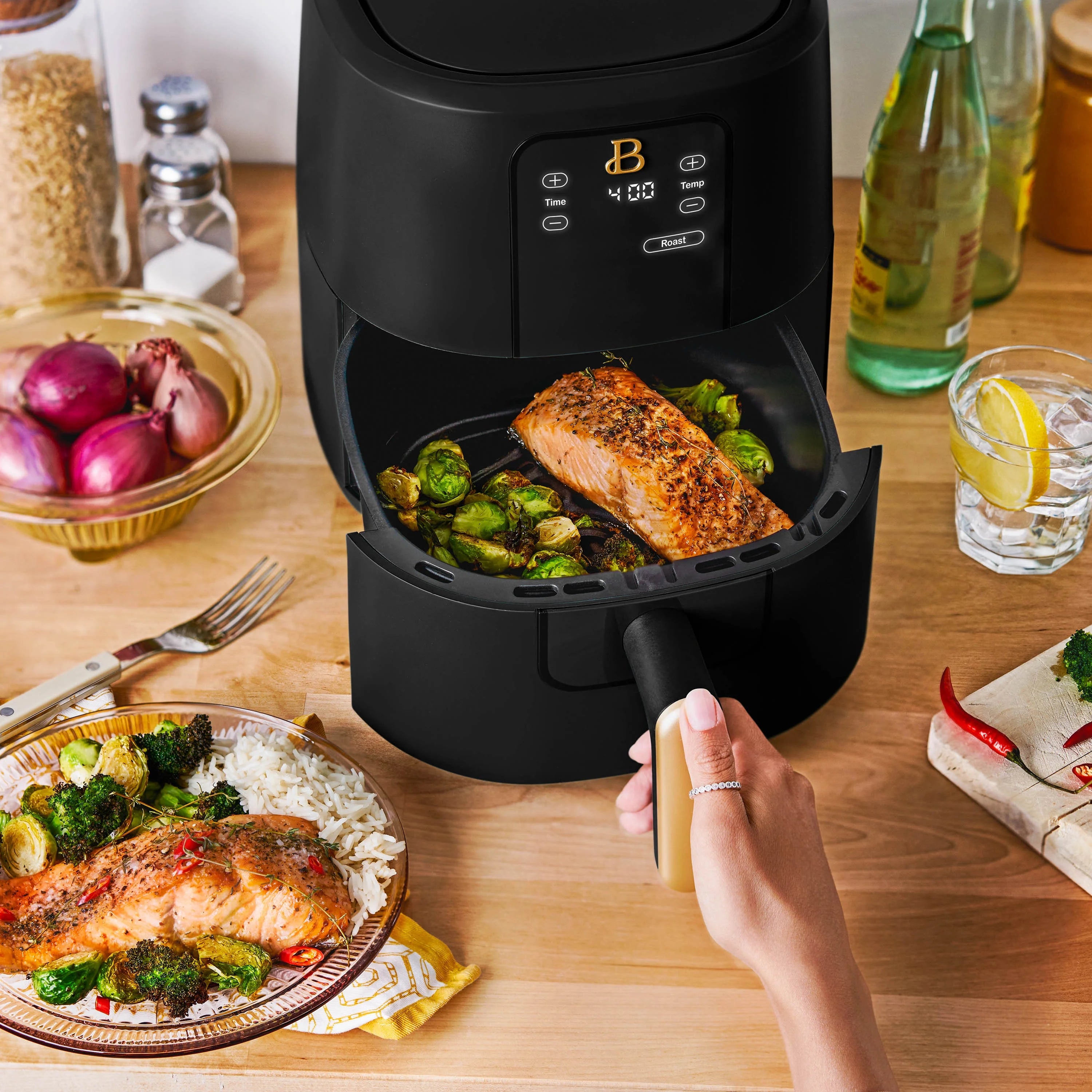 Beautiful 3 Qt Air Fryer with TurboCrisp Technology, White Icing by Drew Barrymore Q37808