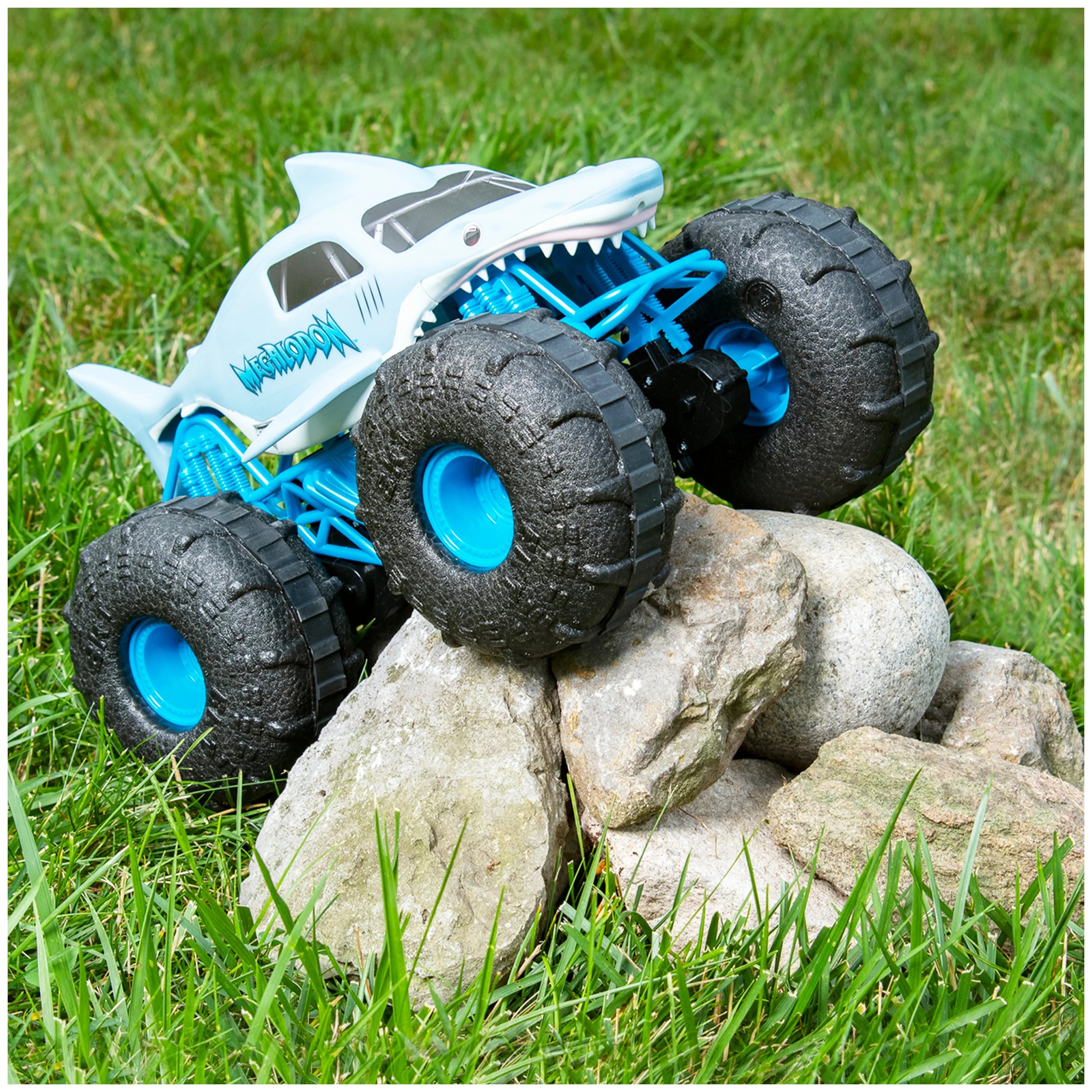 Monster Jam Official Megalodon Storm All-Terrain Remote Control Monster Truck, 1:15 Scale, Ages 4-6+ F331970
