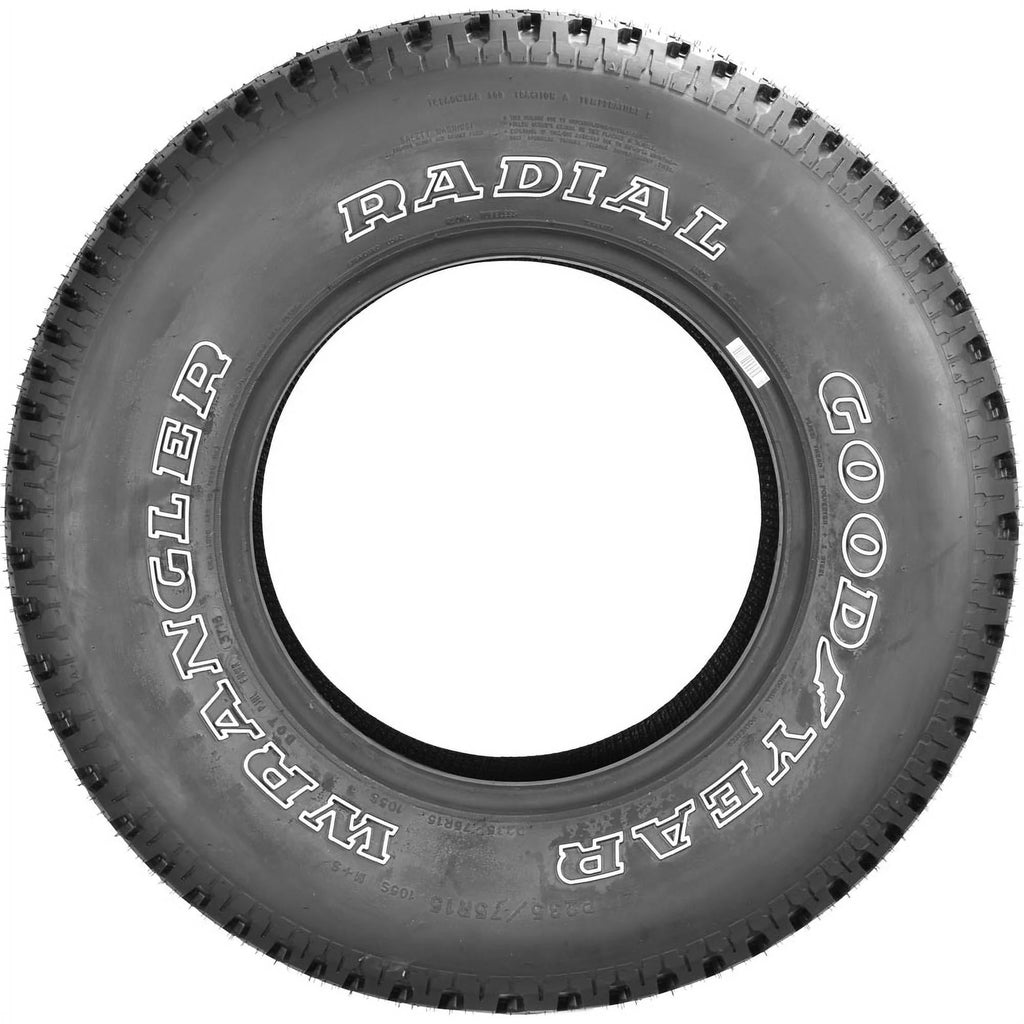 Goodyear Wrangler Radial 235/75R15 All-Season Tire H797595
