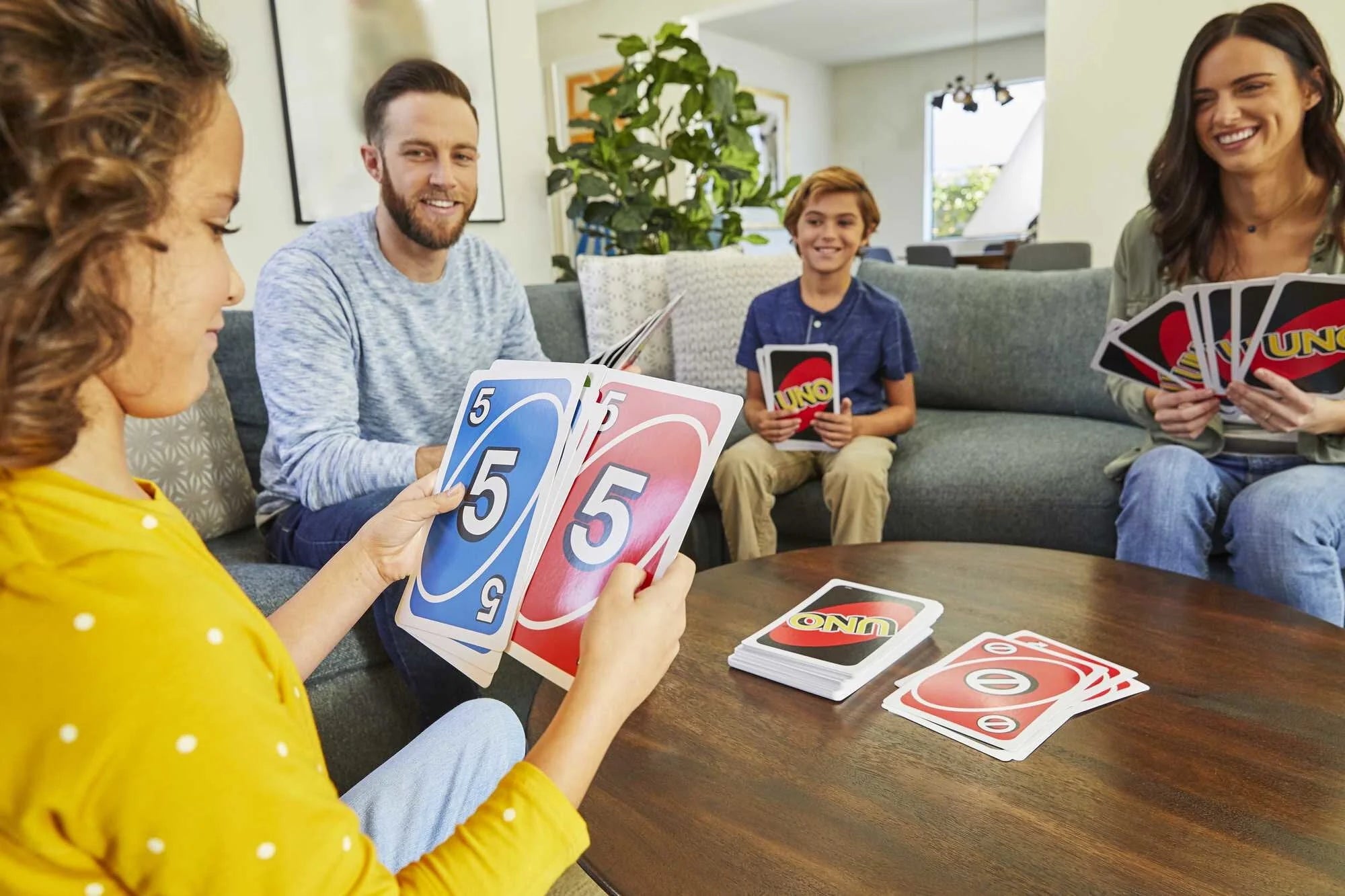 Giant UNO Card Game with 108 Oversized Cards for Family Night K406