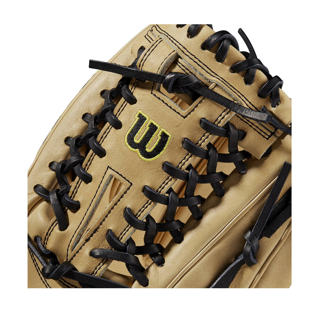 Wilson A2000 A12 Pitcher Baseball Glove O3448