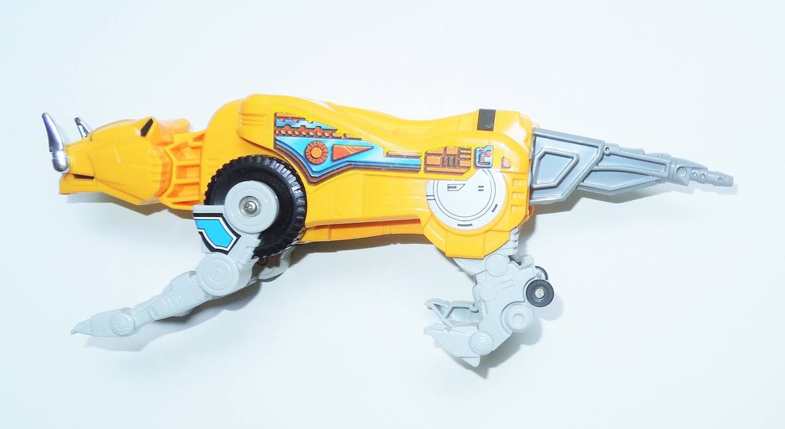 Power Rangers Deluxe Megazord Action Figure K99836
