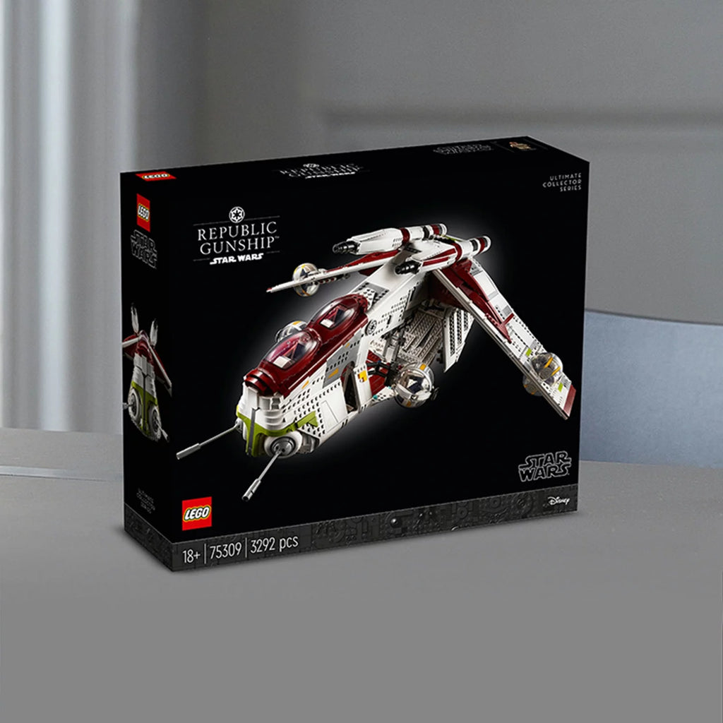 LEGO Star Wars Republic Gunship 75309 UCS Display Model Kit for Adults C981