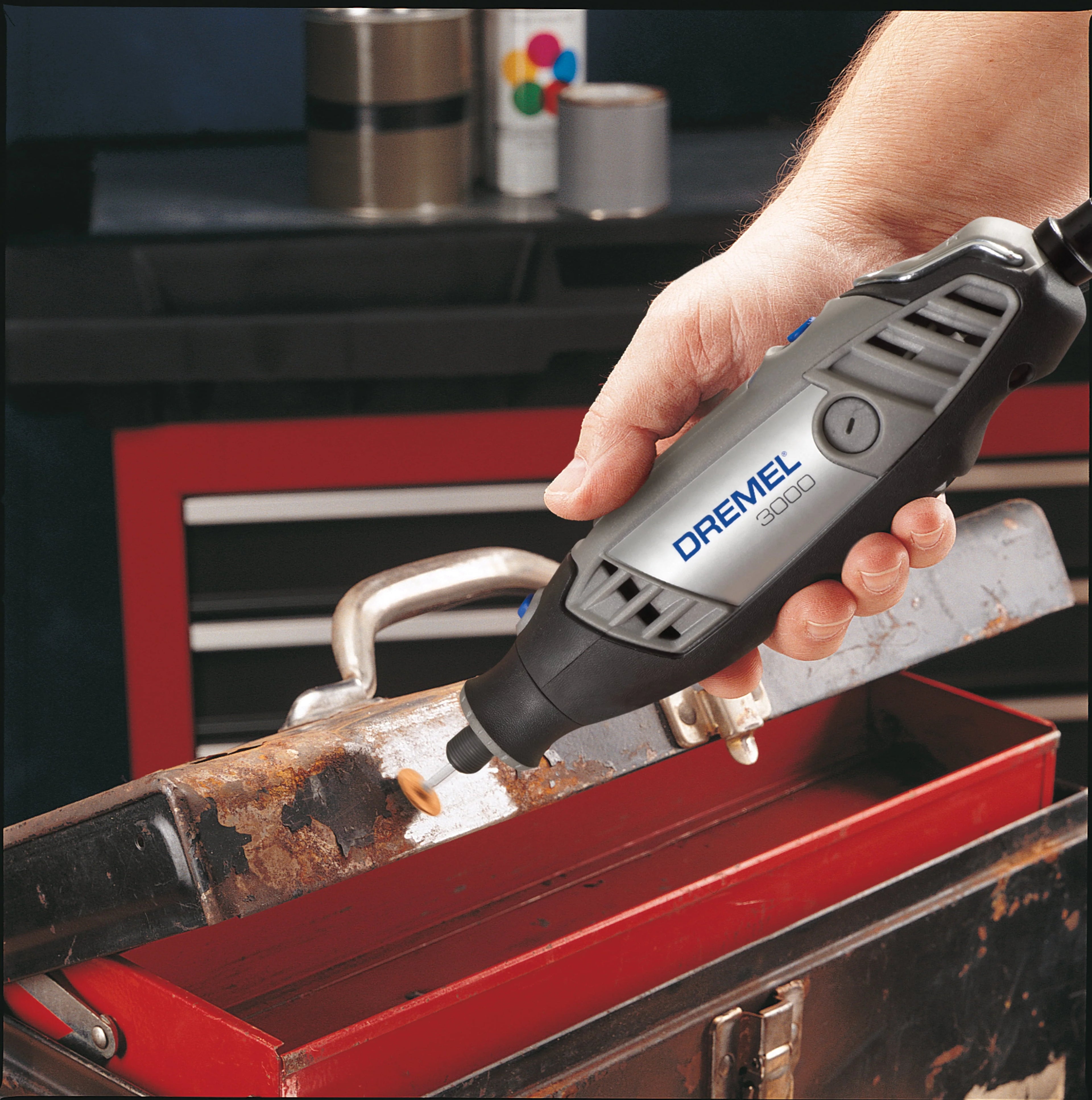 Dremel 3000-N/18 Variable Speed Rotary Tool with EZ Twist Nose Cap, 18 Accessories R231580