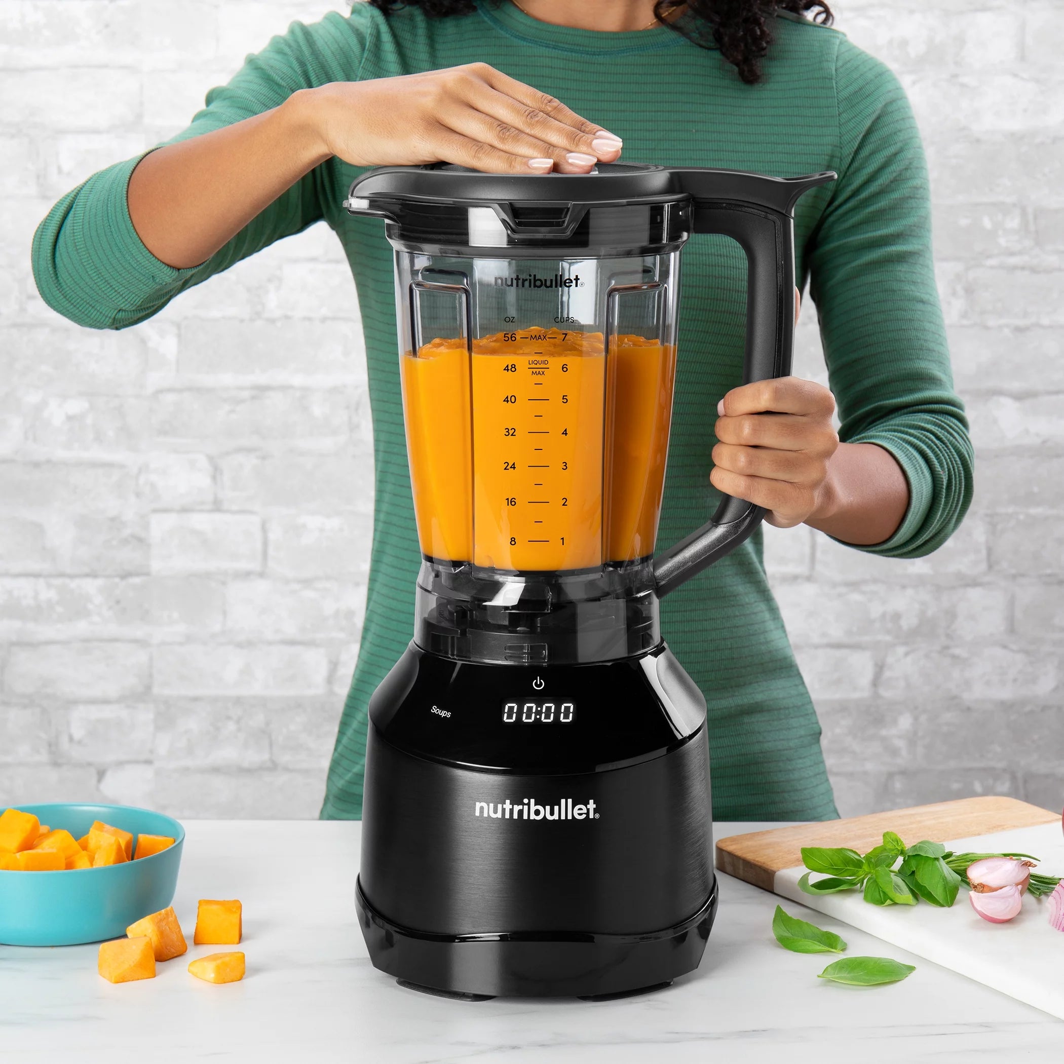 nutribullet Smart Touch 56 oz. Blender 1400W - Black O524