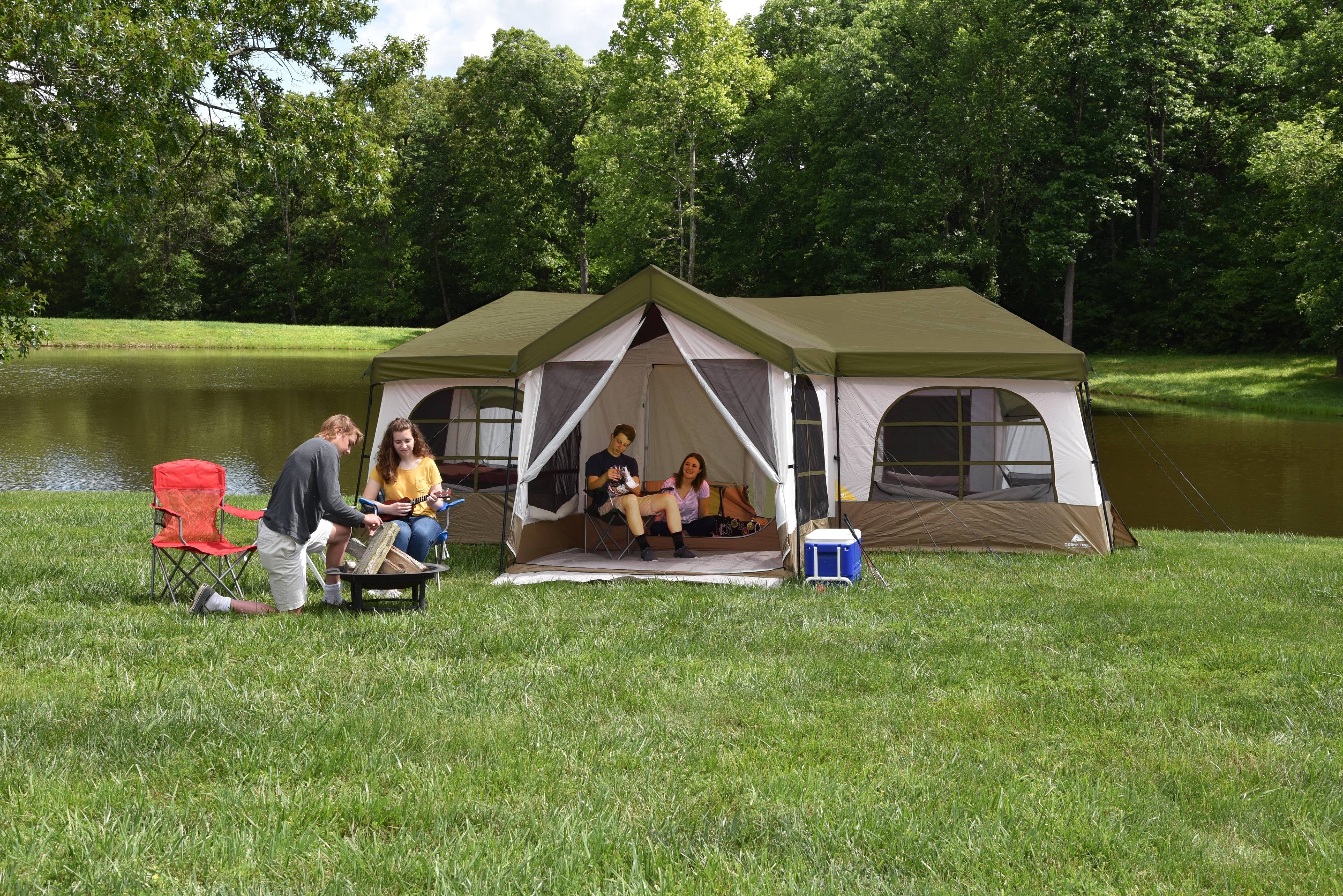 Ozark Trail Flat Creek 12 Person Family Tent E448090