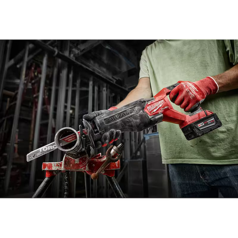 M18 FUEL 18V Brushless Cordless SAWZALL Reciprocating Saw Kit with Batteries, Charger & Case N772756