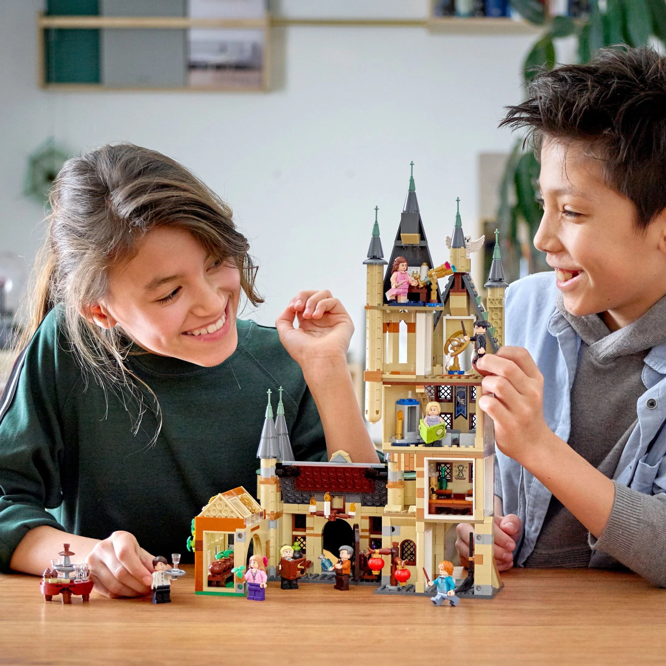 LEGO Harry Potter Hogwarts Astronomy Tower 75969 Castle Toy Playset V414809
