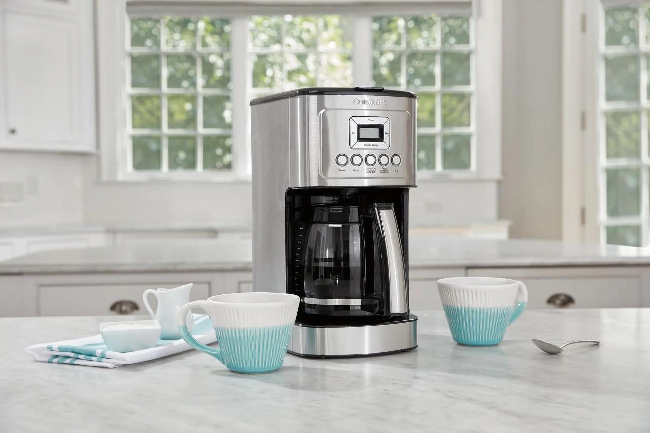Cuisinart Perfectemp™ 14 Cup Programmable Coffeemaker, Silver D522