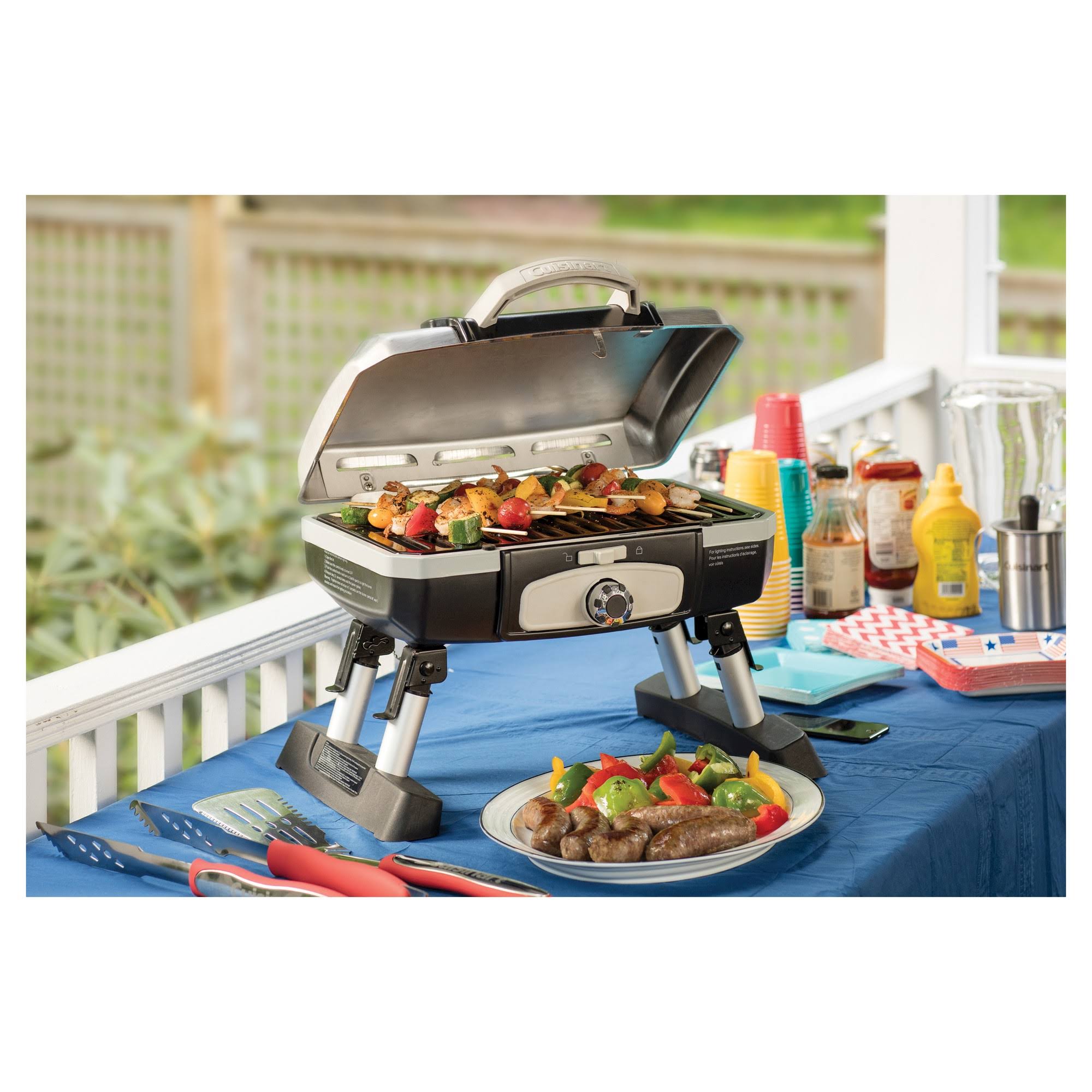 Cuisinart CGG-180TS Propane Gas Grill, Stainless Steel O601