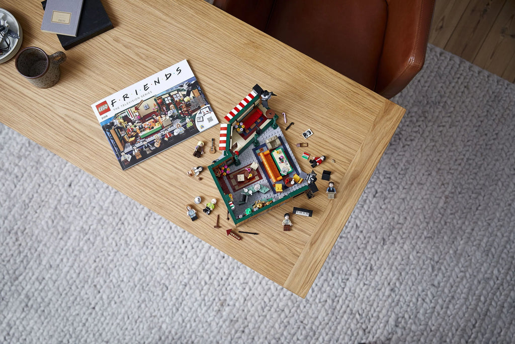 LEGO Ideas Central Perk 21319 Building Set V4150