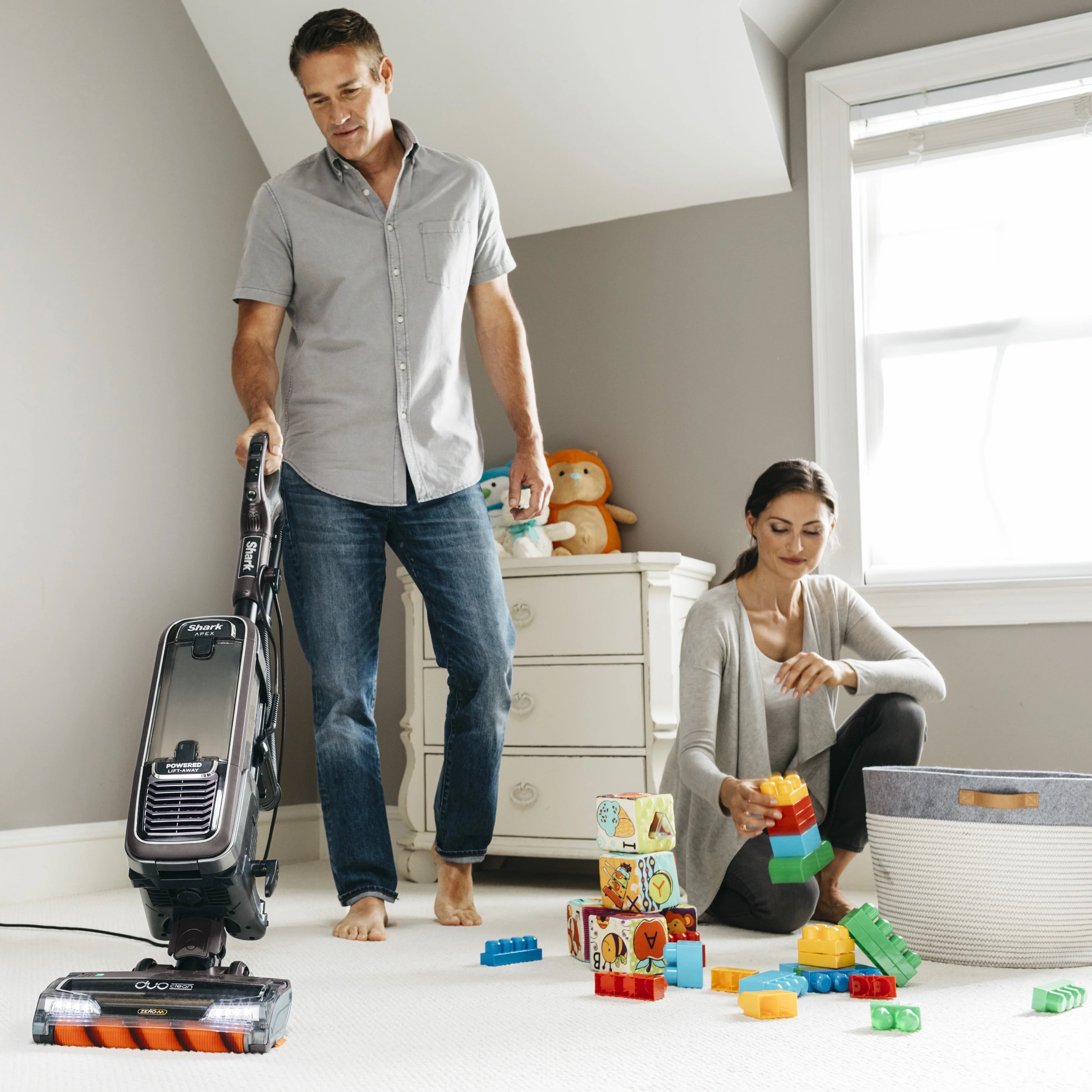 Shark AZ1002 Apex Powered Lift-Away Upright Vacuum with DuoClean Q514595