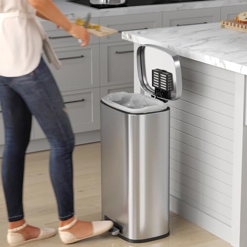 iTouchless 13 Gallon Stainless Steel Automatic Kitchen Trash Can with Lid and Odor Filter G12862