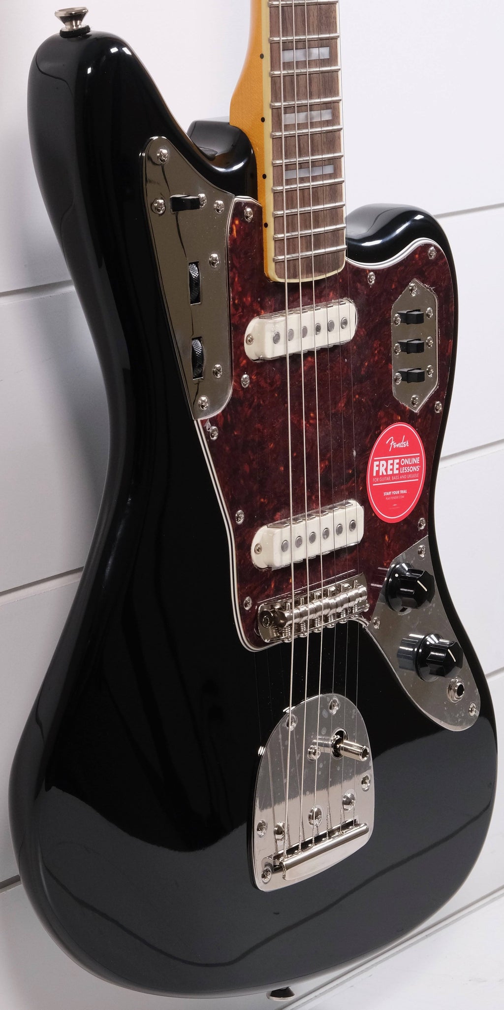 Squier Classic Vibe 70s Jaguar 3-Color Sunburst X28778